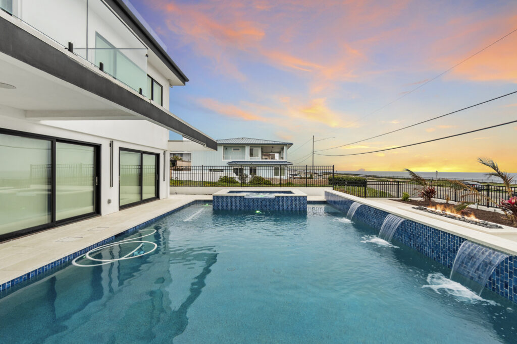Pool builders California