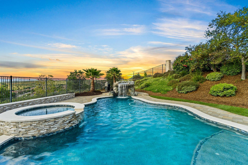 California custom pool